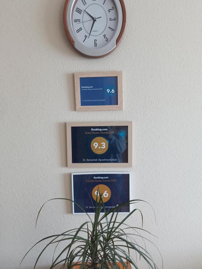 St. Benedek Apartmanlakas Appartement Mezőkövesd Buitenkant foto