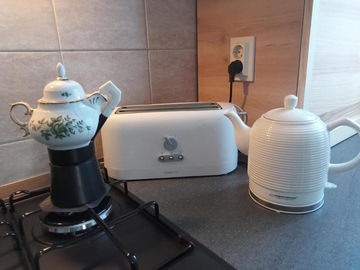 St. Benedek Apartmanlakas Appartement Mezőkövesd Buitenkant foto